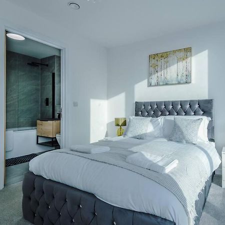 Stunning 2-Bed Premium Apartment - Free Wi-Fi Preston  Eksteriør bilde